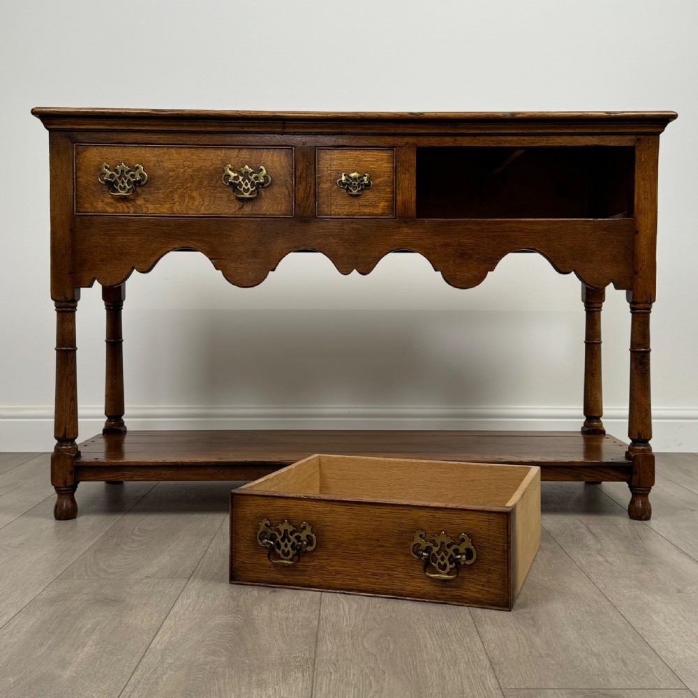 Antique 20th Century Fine Quality Dresser Base In Oak View X