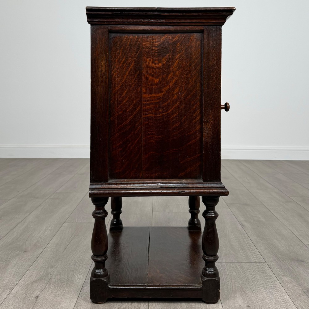 Antique 18th Century Fine Quality Small Oak Cupboard  View VIII