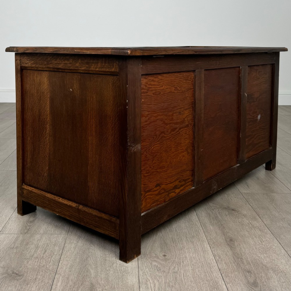  Antique 20th Century Blanket Box In Oak  View V