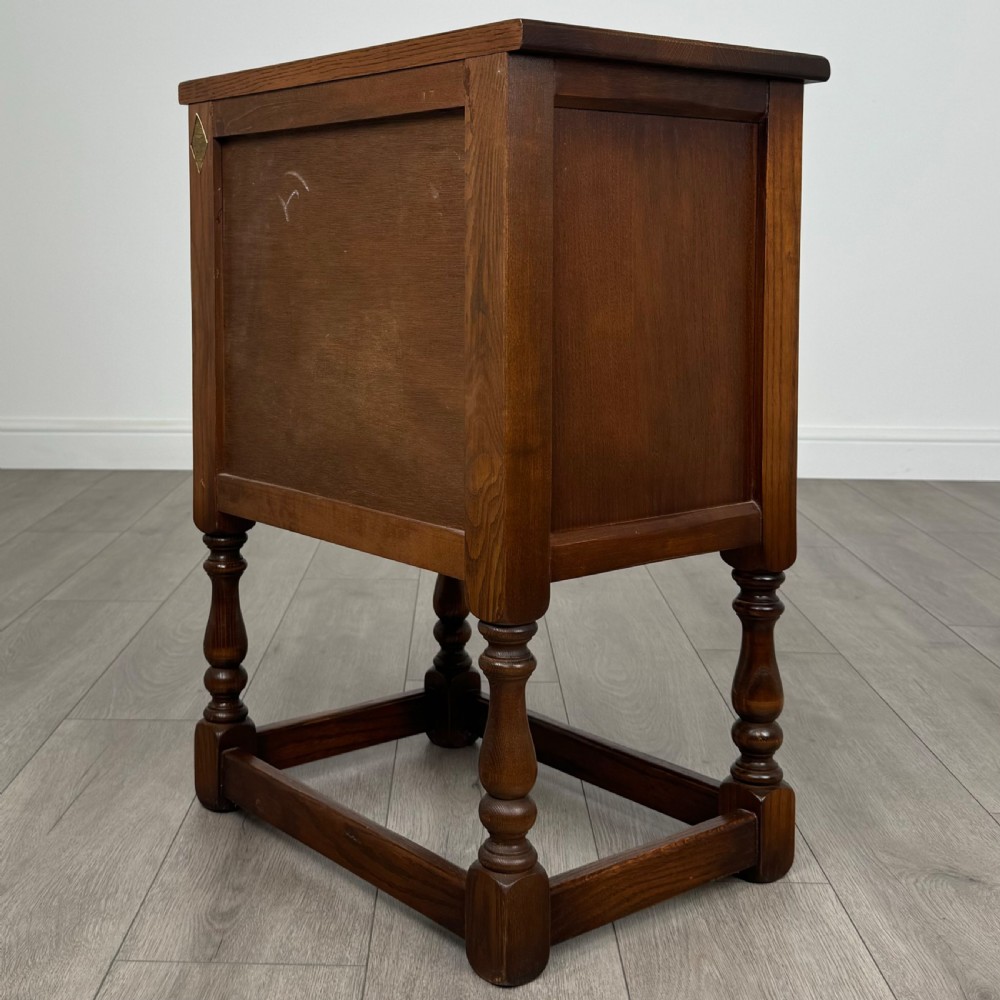 Antique 20th Century Small Cabinet In Oak  View VII