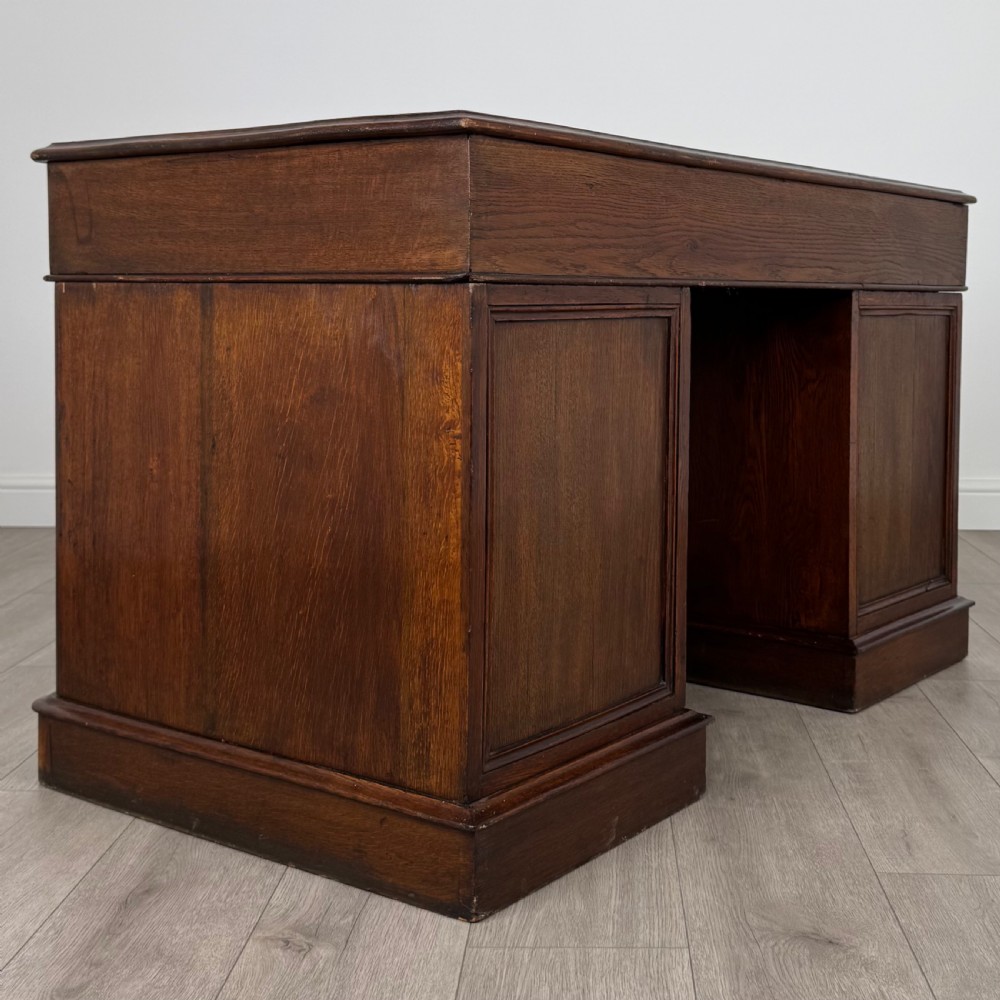 Antique 19th Century Pedestal Desk In Oak  View IV