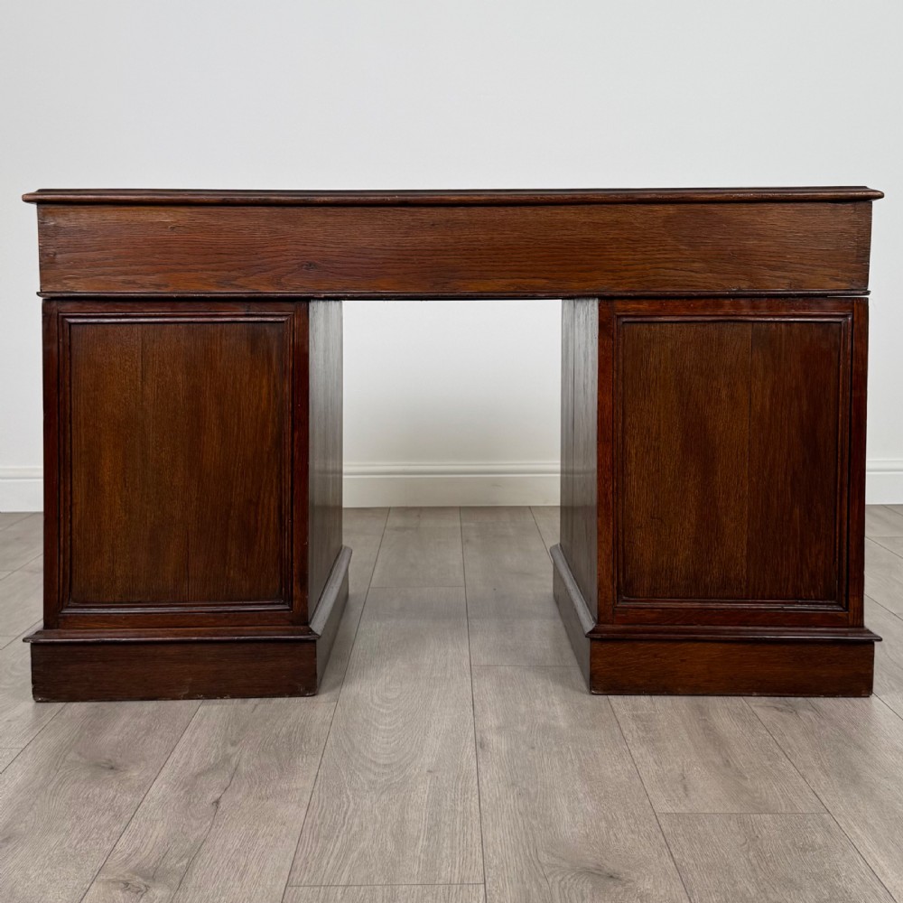 Antique 19th Century Pedestal Desk In Oak  View V