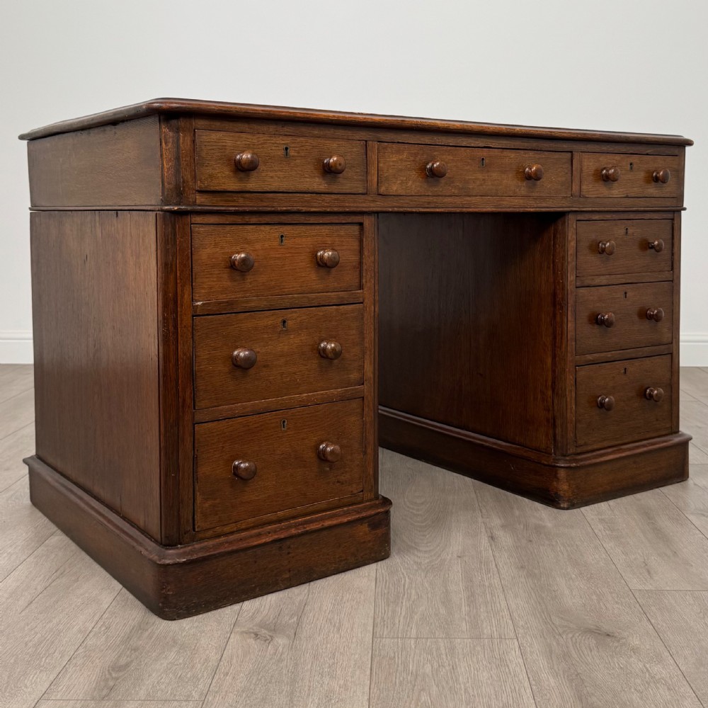 Antique 19th Century Pedestal Desk In Oak  View VIII