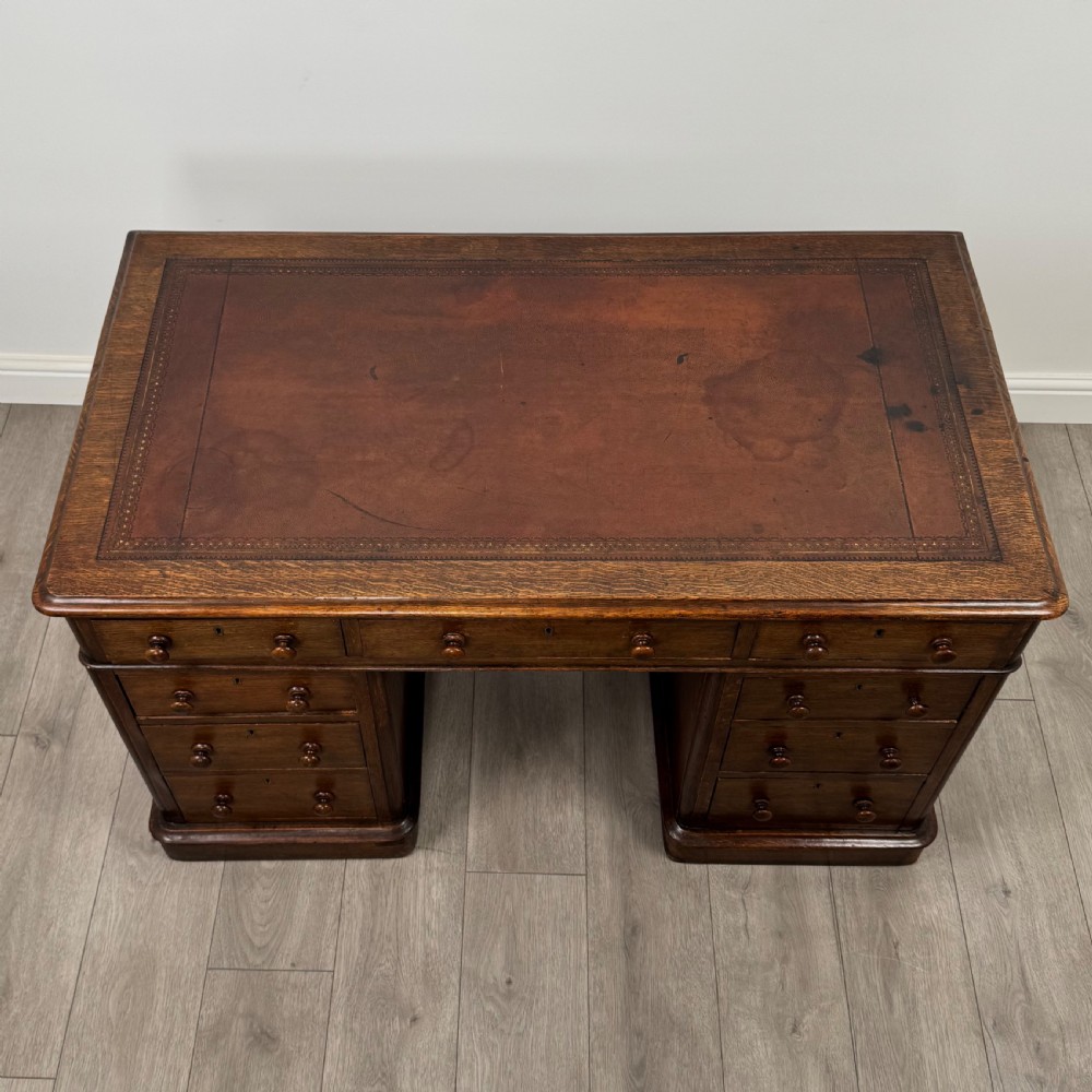 Antique 19th Century Pedestal Desk In Oak  View IX