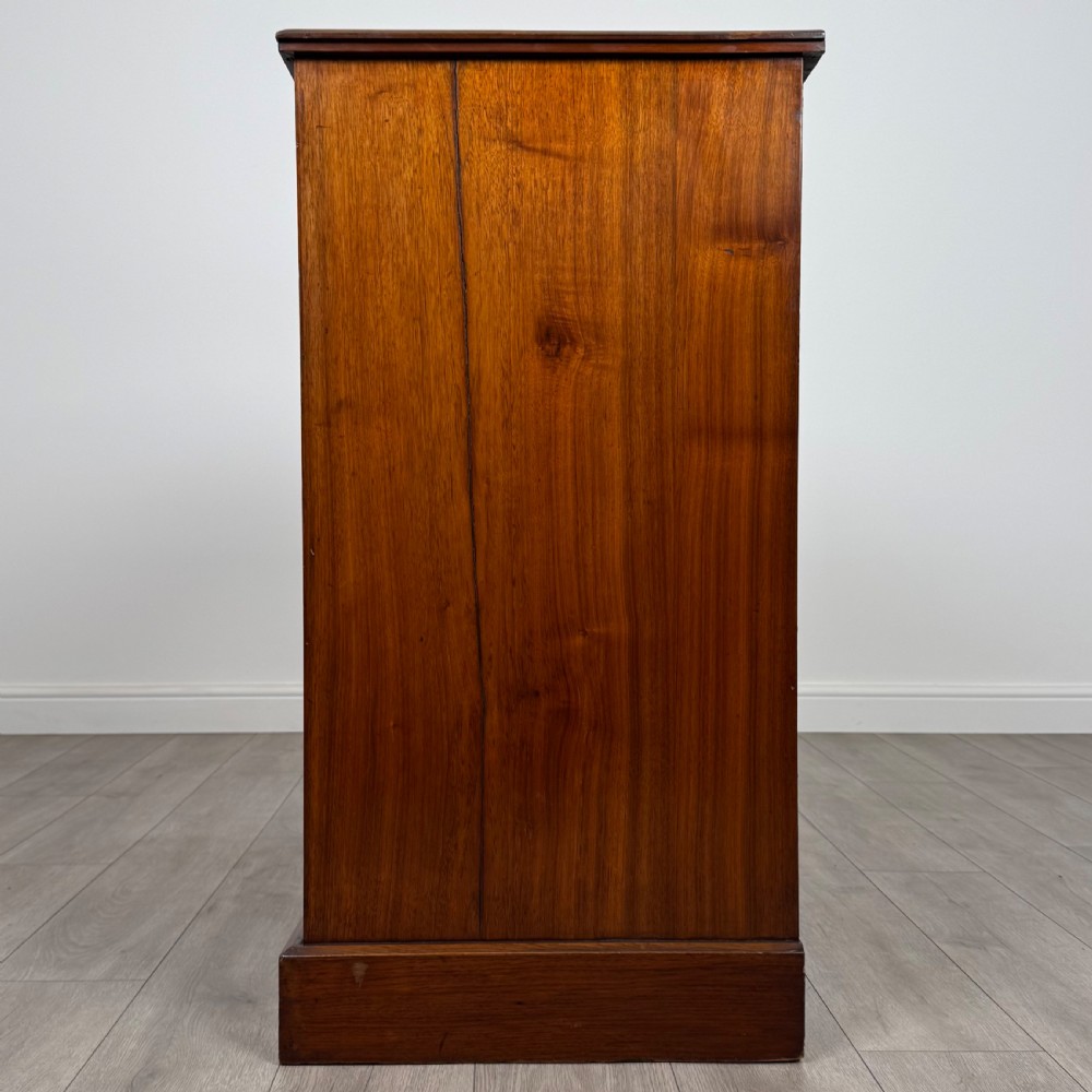Antique 20th Century Chest Of Drawers In Mahogany  View III
