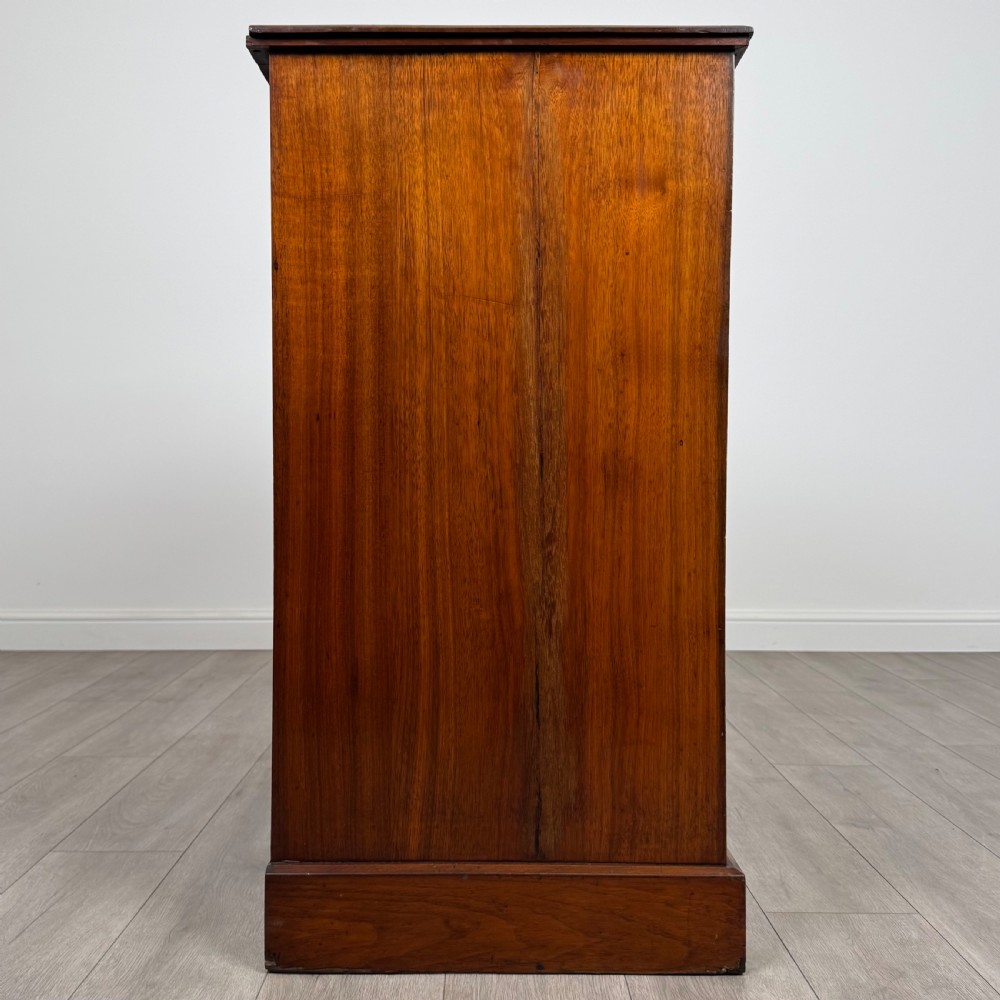 Antique 20th Century Chest Of Drawers In Mahogany  View VII