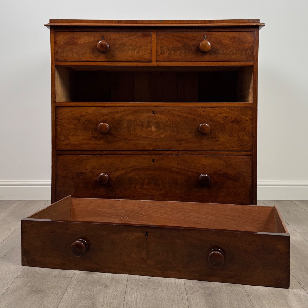 Antique 19th Century Good Quality Mahogany Chest Of Drawers  View X
