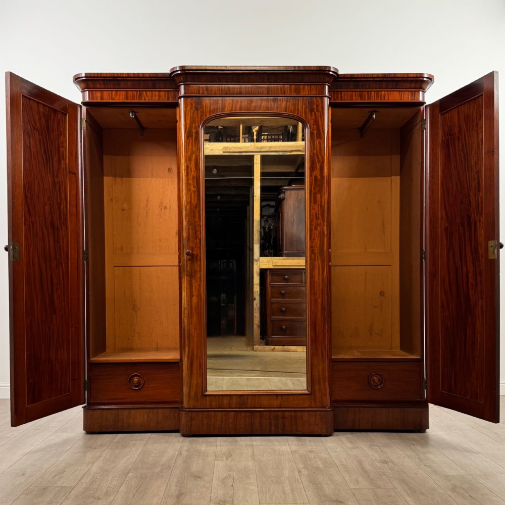 Antique 19th Century Fine Quality Large Mahogany Wardrobe  View III