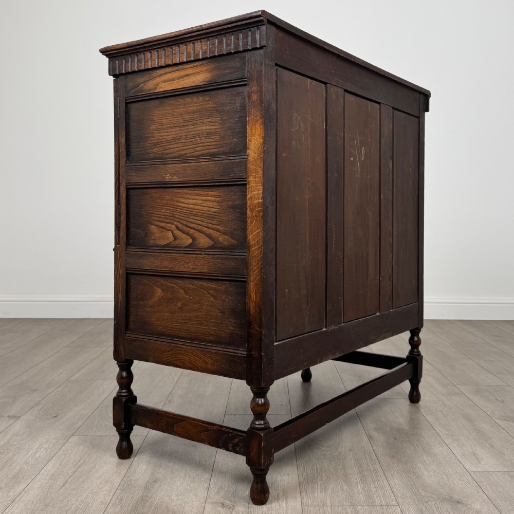 Antique 20th Century Good Quality Fitted Cupboard In Oak  View VI