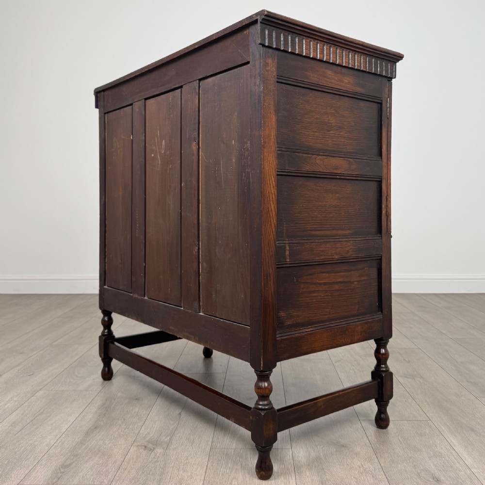 Antique 20th Century Good Quality Fitted Cupboard In Oak  View VIII