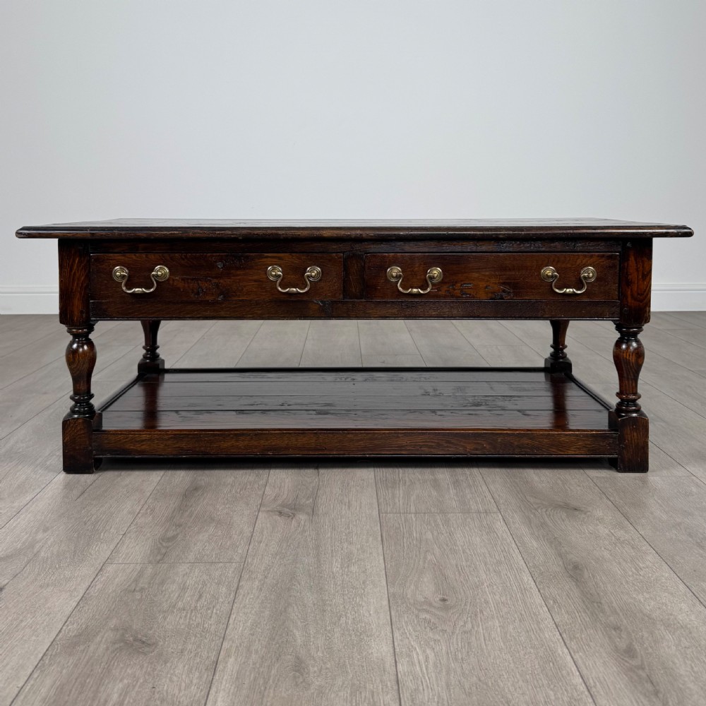 Antique 20th Century Fine Quality Oak Coffee Table 