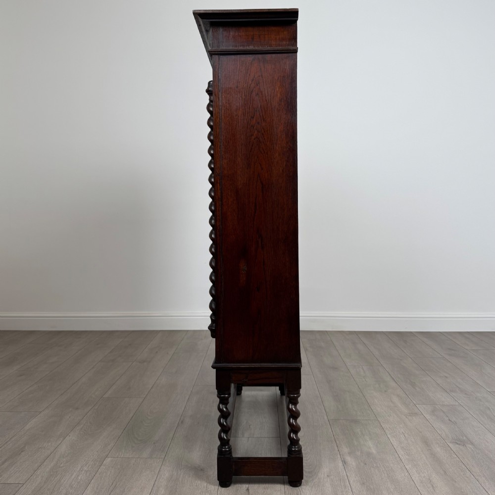 Antique 19th Century Fine Quality Display Cabinet In Oak  View VI