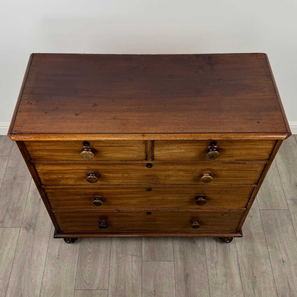Antique 19th Century Chest Of Drawers In Mahogany  View IX
