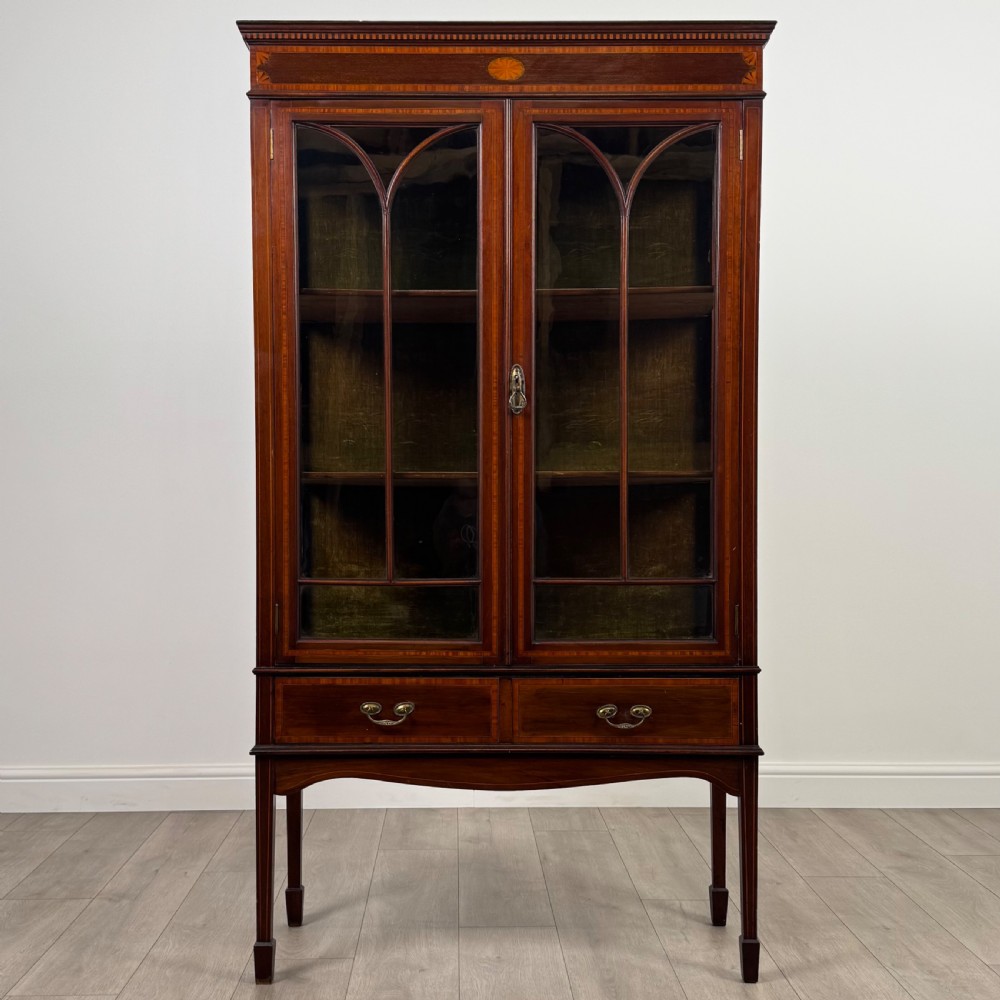 Antique 20th Century Inlaid Display Cabinet In Mahogany  View II