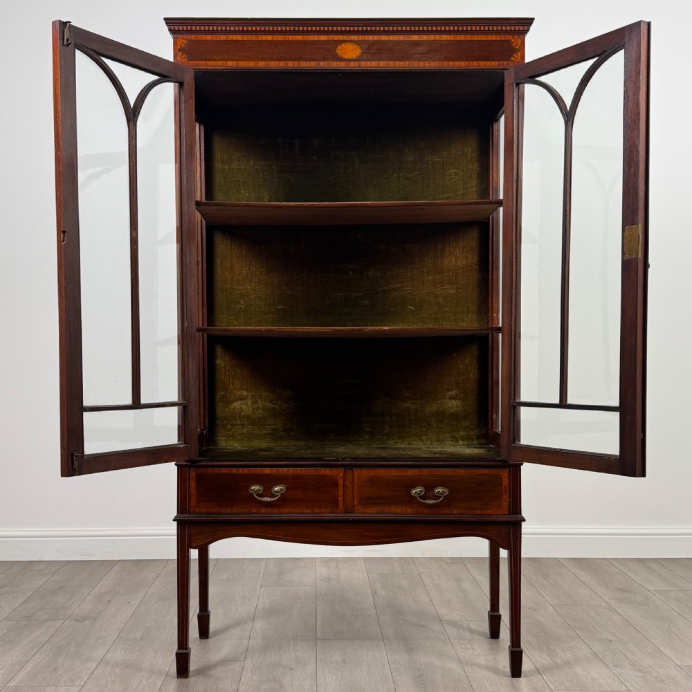 Antique 20th Century Inlaid Display Cabinet In Mahogany  View III