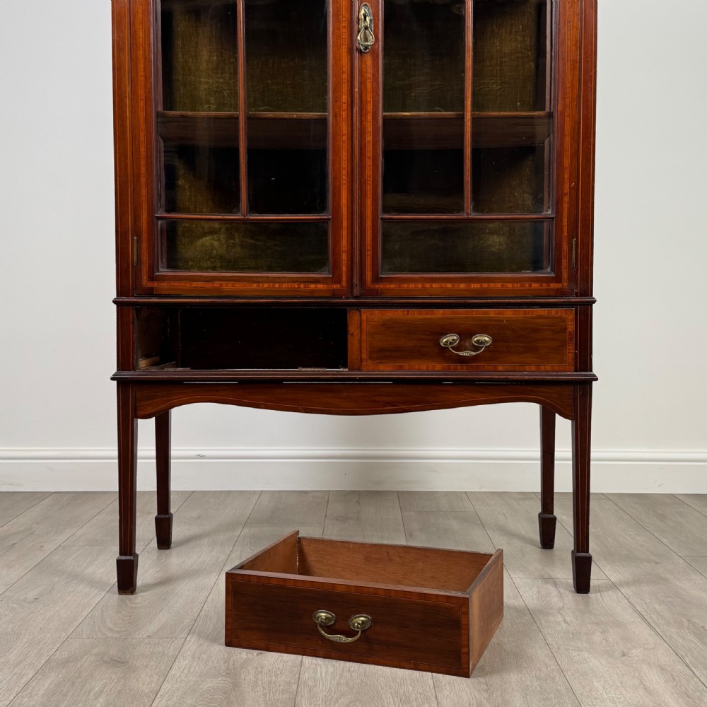 Antique 20th Century Inlaid Display Cabinet In Mahogany  View XII