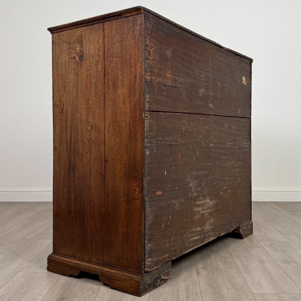 Antique 18th Century Chest Of Drawers In Oak  View IV