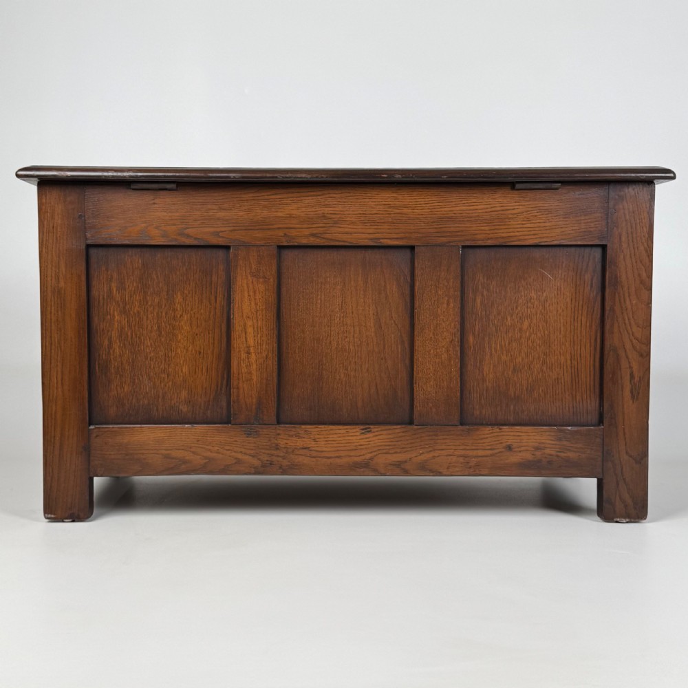  Antique 20th Century Good Quality Carved Oak Blanket Box  View V
