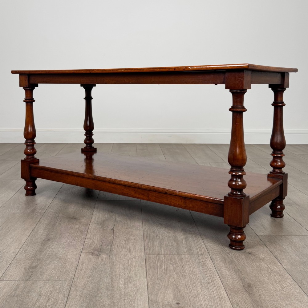 Antique 19th Century Good Quality Coffee Table In Mahogany  View II