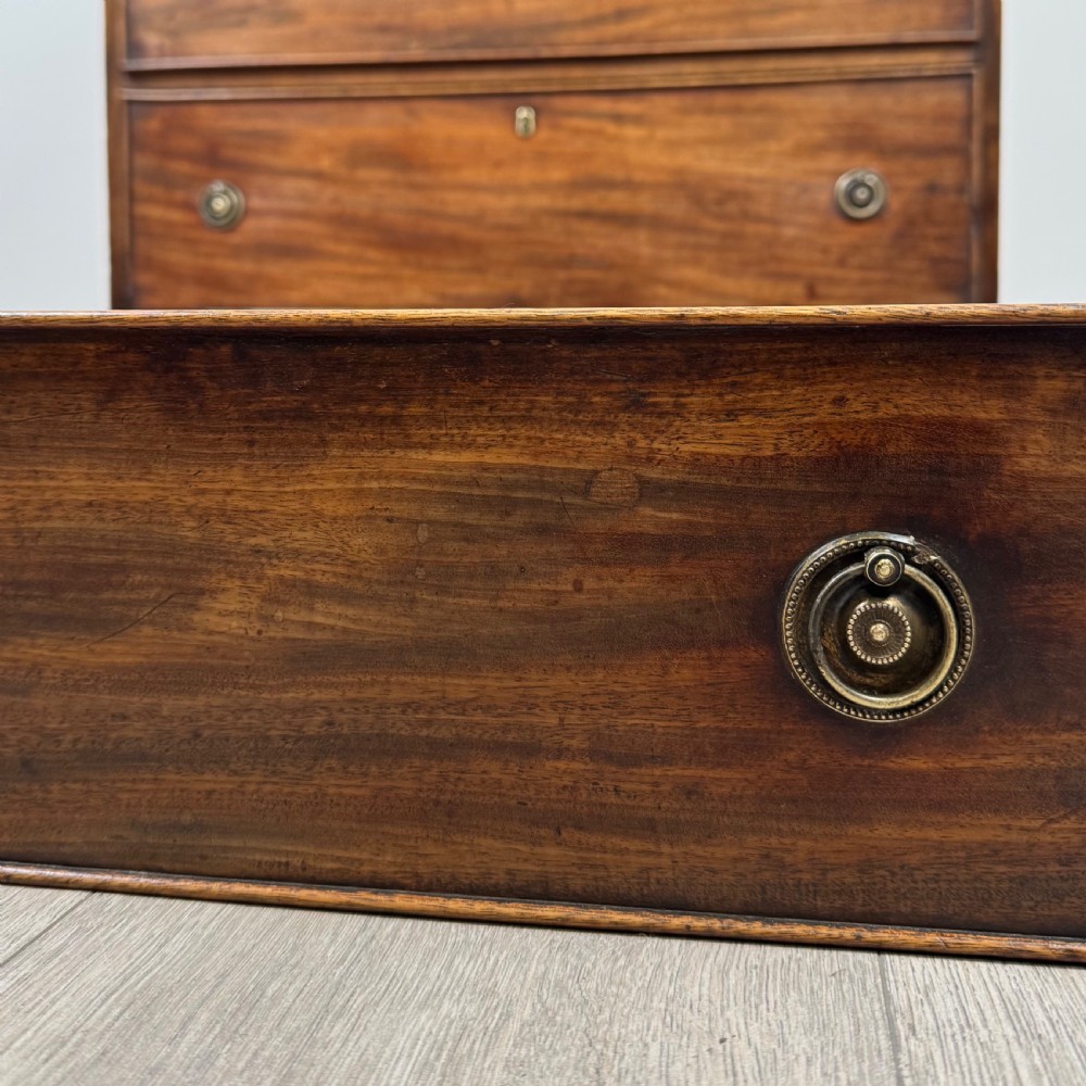 Antique 18th Century Fine Quality Chest Of Drawers In Mahogany  View XI