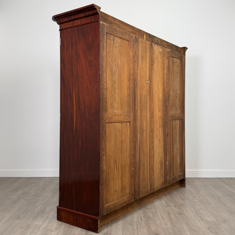  Antique 19th Century Fine Quality Wardrobe In Mahogany  View VI