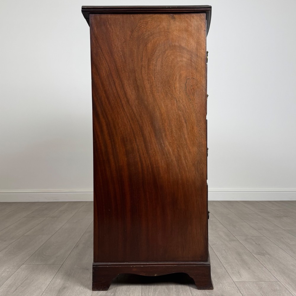 Antique 19th Century Bow Front Chest Of Drawers In Mahogany  View VII