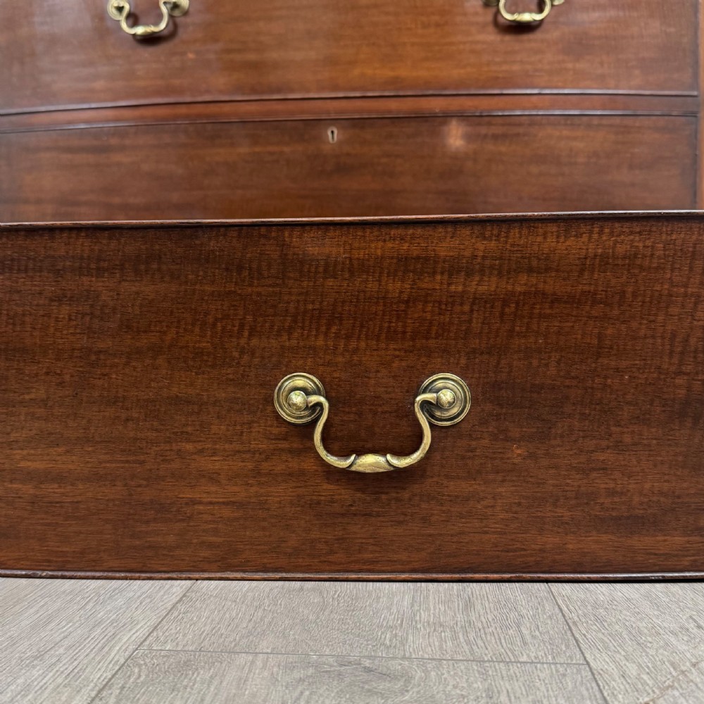 Antique 19th Century Bow Front Chest Of Drawers In Mahogany  View XI
