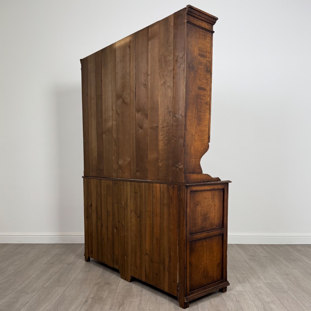 Antique 20th Century Fine Quality Oak Dresser View VIII