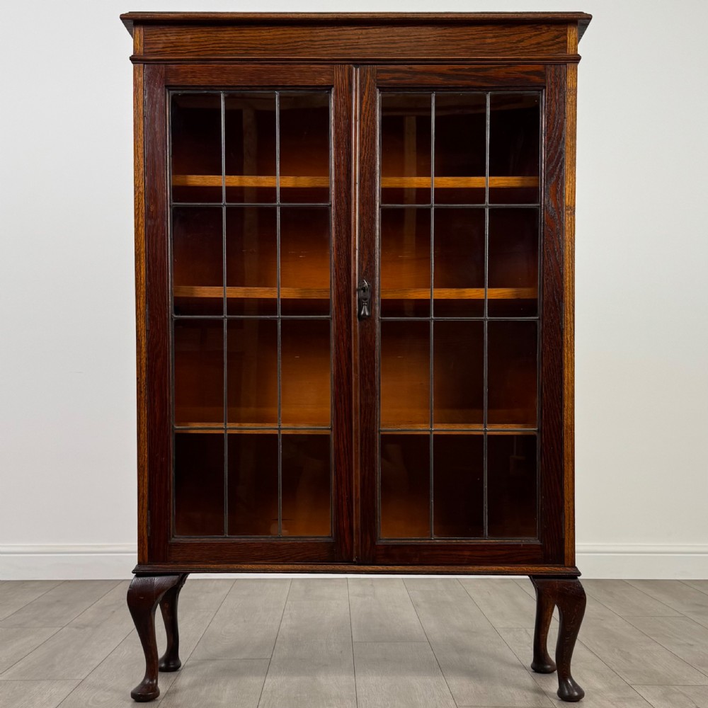 Antique 20th Century Good Quality Cabinet In Oak  View II