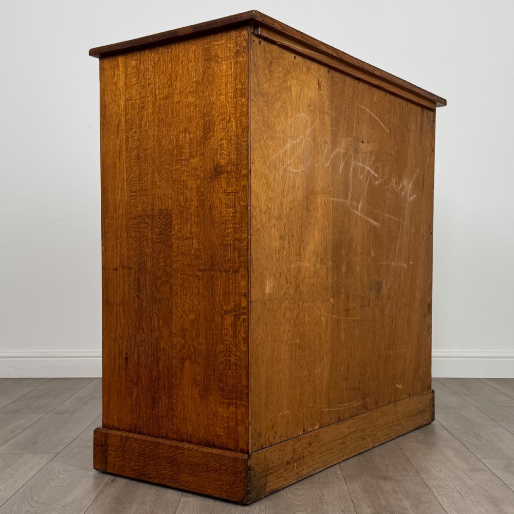  Antique 20th Century Fine Quality Chest Of Drawers In Oak View IV