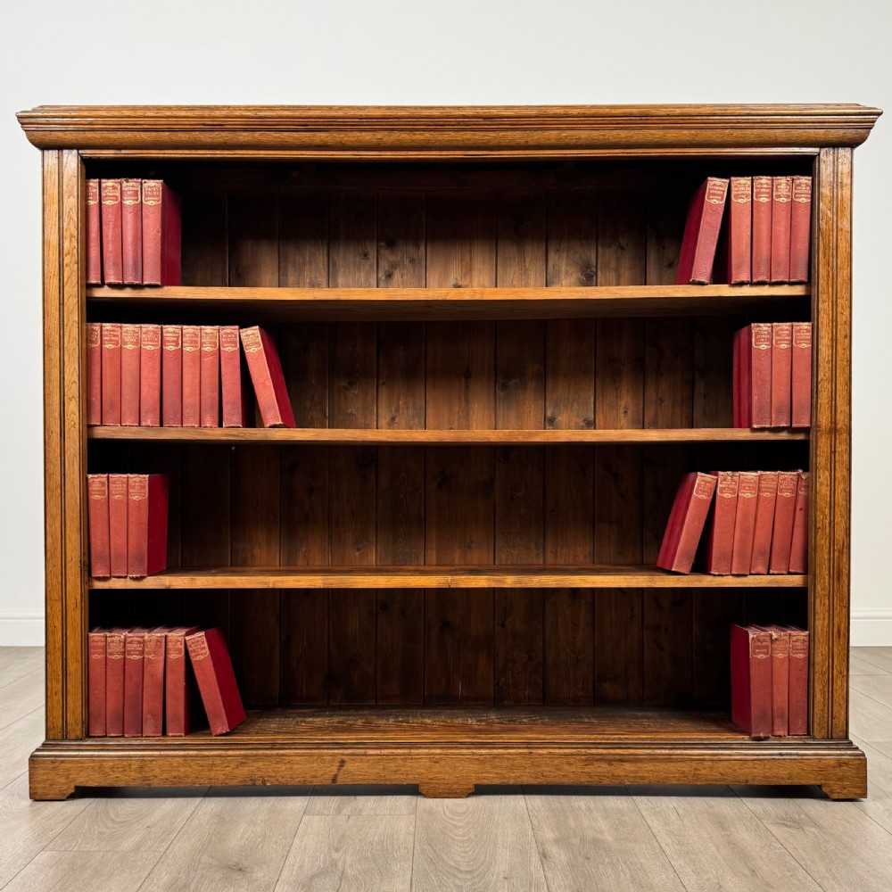 Antique 19th Century Fine Quality Large Open Bookcase In Oak 