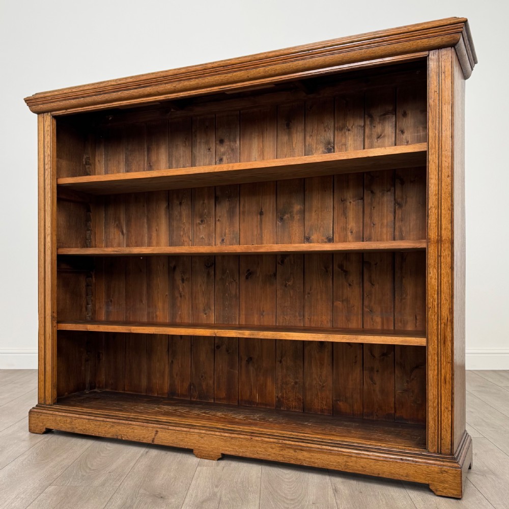 Antique 19th Century Fine Quality Large Open Bookcase In Oak  View III