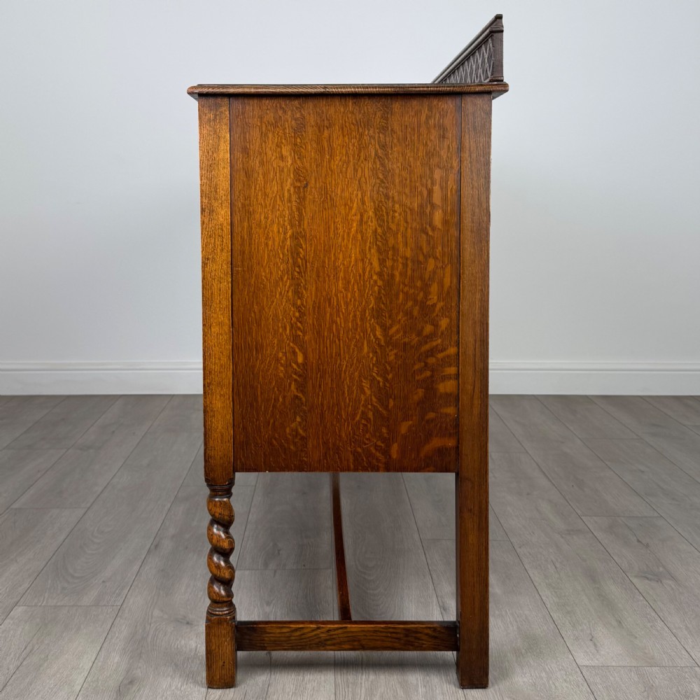 Antique 20th Century Good Quality Oak Sideboard  View IV