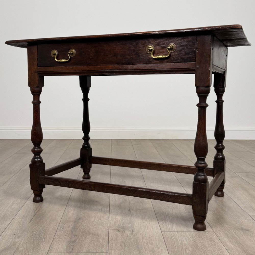 Antique 18th Century Good Quality Side Table In Oak  View II