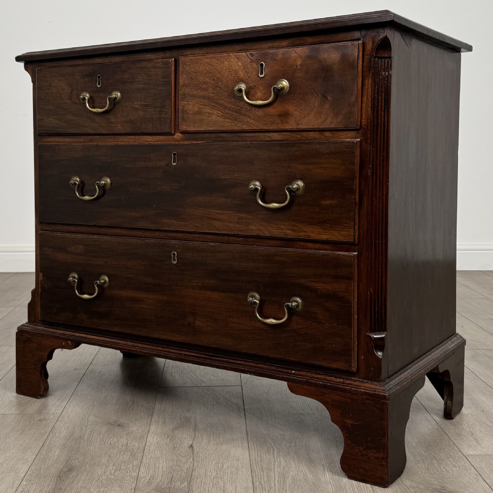  Antique 18th Century Small Mahogany Chest Of Drawers  View II