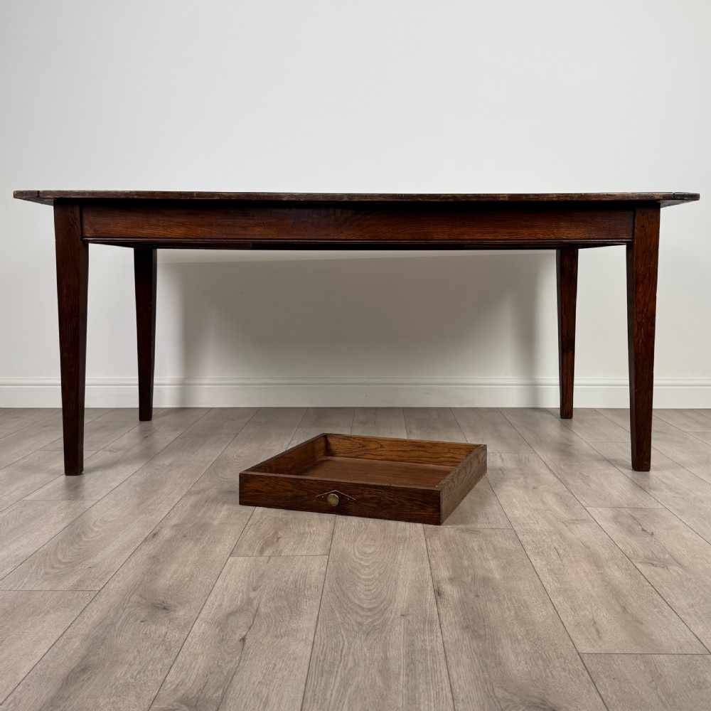 Antique 20th Century Fine Quality Oak Dining Table With Drawer  View VII