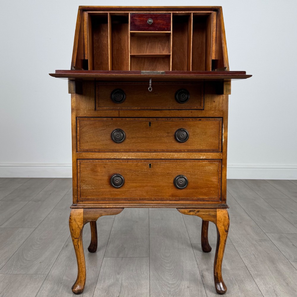 Antique 20th Century Small Inlaid Bureau In Mahogany  View II
