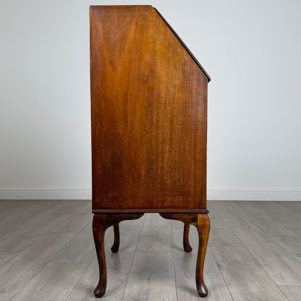 Antique 20th Century Small Inlaid Bureau In Mahogany  View VIII