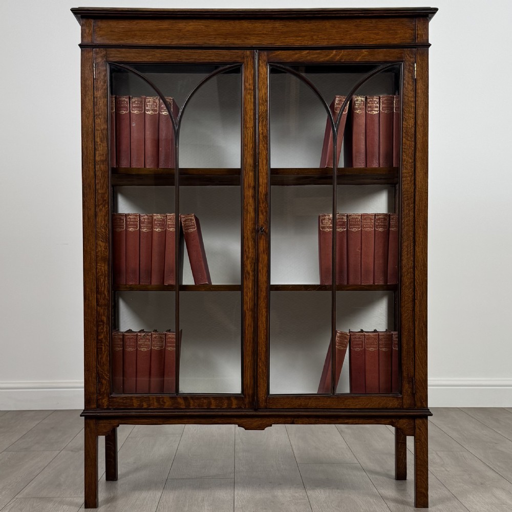 Antique 20th Century Good Quality Display Cabinet In Oak