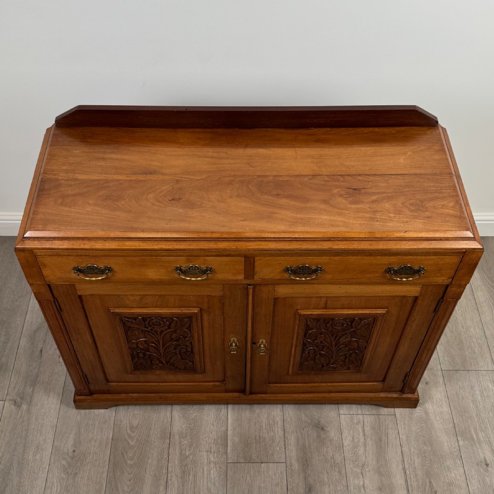Antique 20th Century Carved Sideboard In Walnut  View X