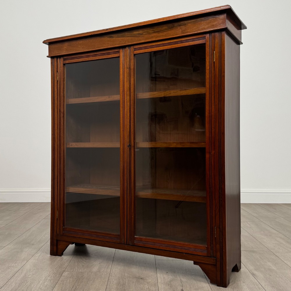 Antique 20th Century Good Quality Display Cabinet In Walnut  View IV