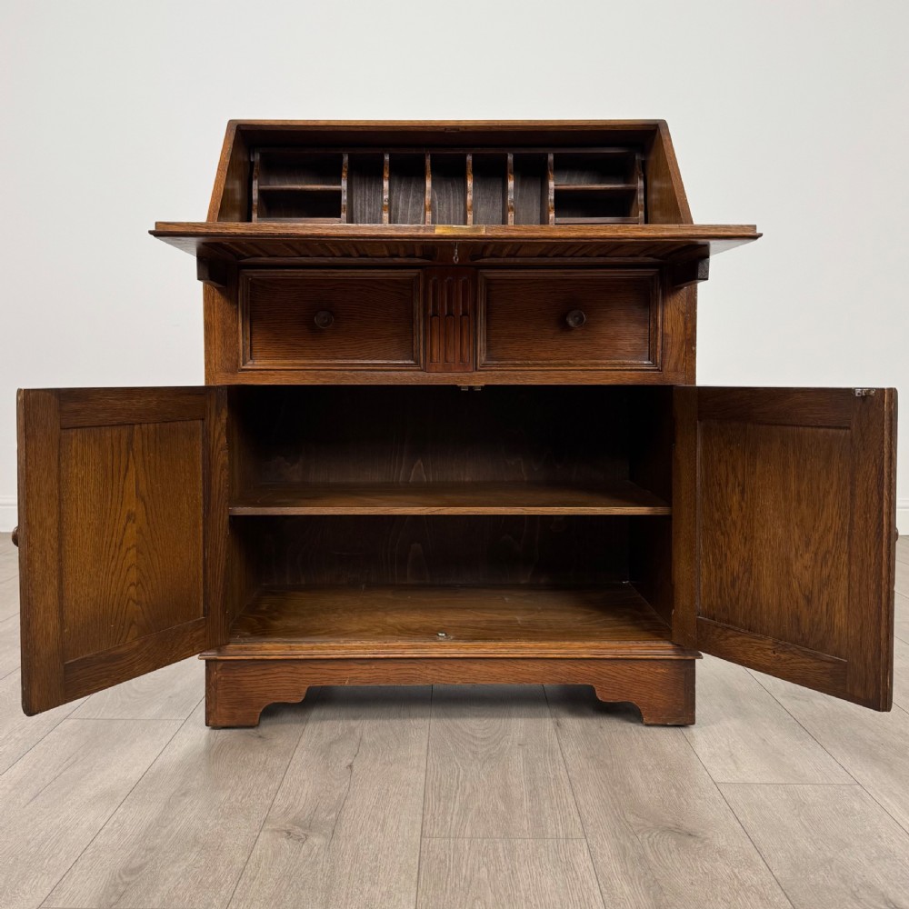  Antique 20th Century Linenfold Bureau In Oak View II