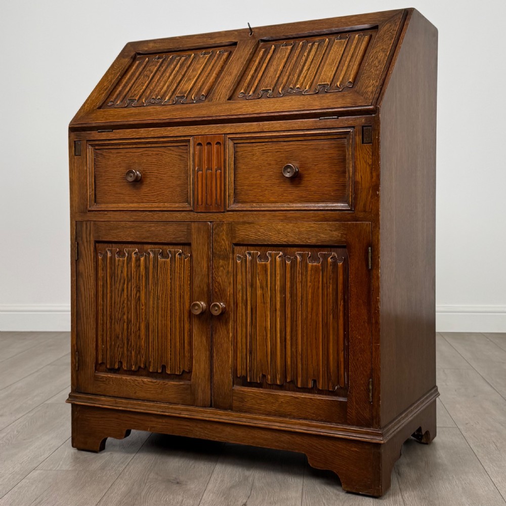 Antique 20th Century Linenfold Bureau In Oak View III