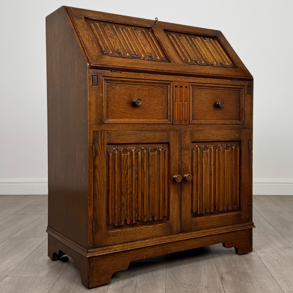  Antique 20th Century Linenfold Bureau In Oak View IX
