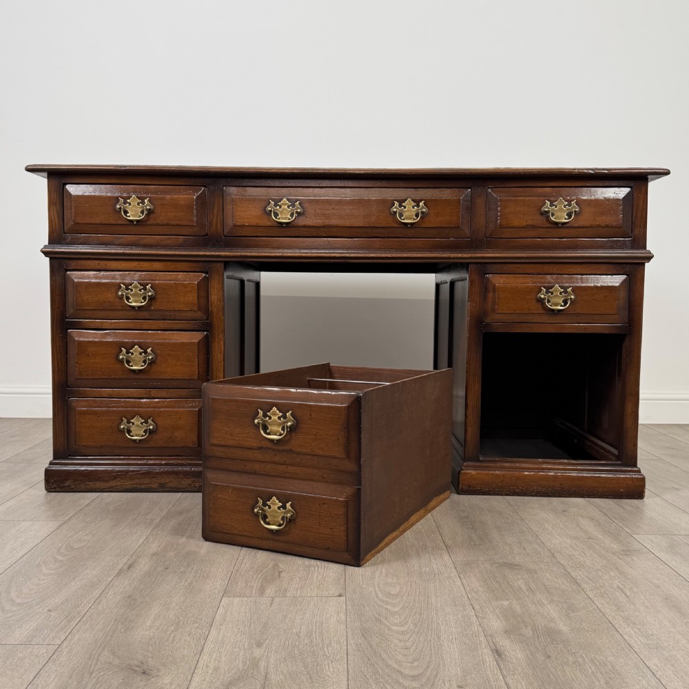 Antique 20th Century Good Quality Pedestal Desk In Oak  View X
