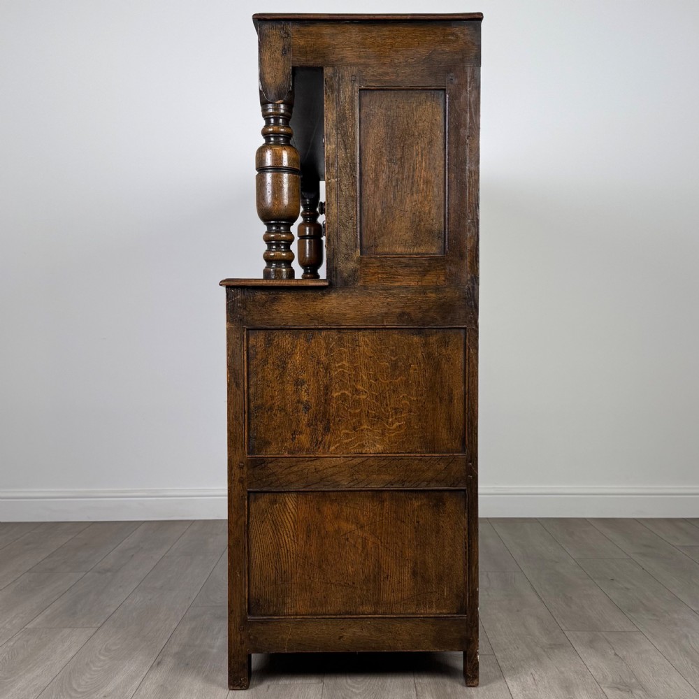 Antique 20th Century Fine Quality Court Cupboard In Oak View IV