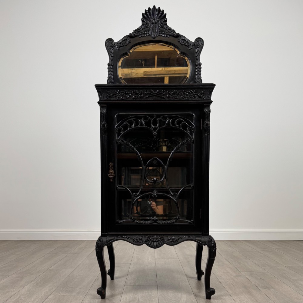 Antique 19th Century Good Quality Ebonised Display Cabinet 