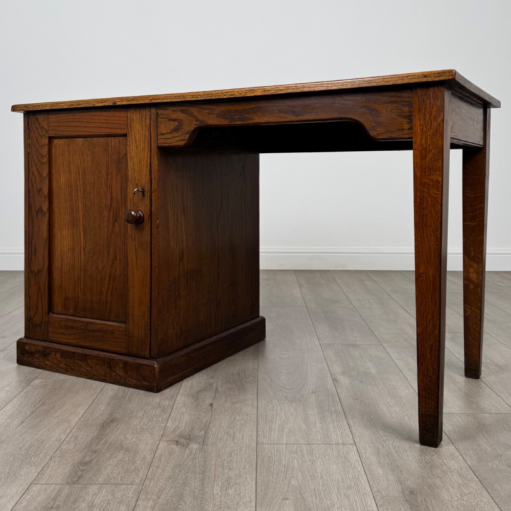Antique 20th Century Good Quality Desk In Oak  View III
