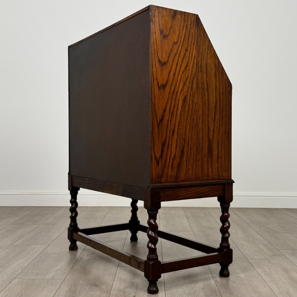 Antique 20th Century Barley Twist Bureau In Oak  View VII