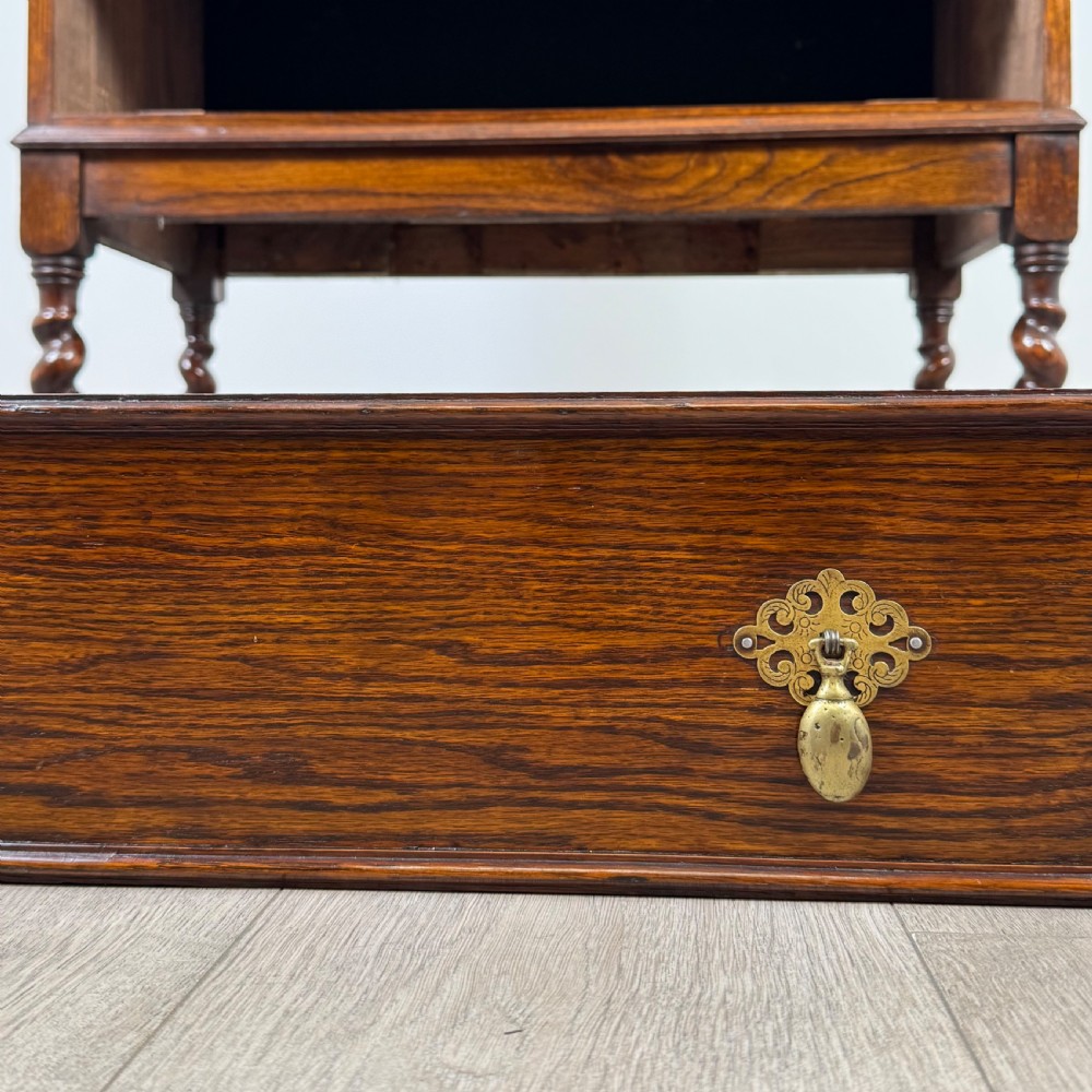 Antique 20th Century Barley Twist Bureau In Oak  View XIII